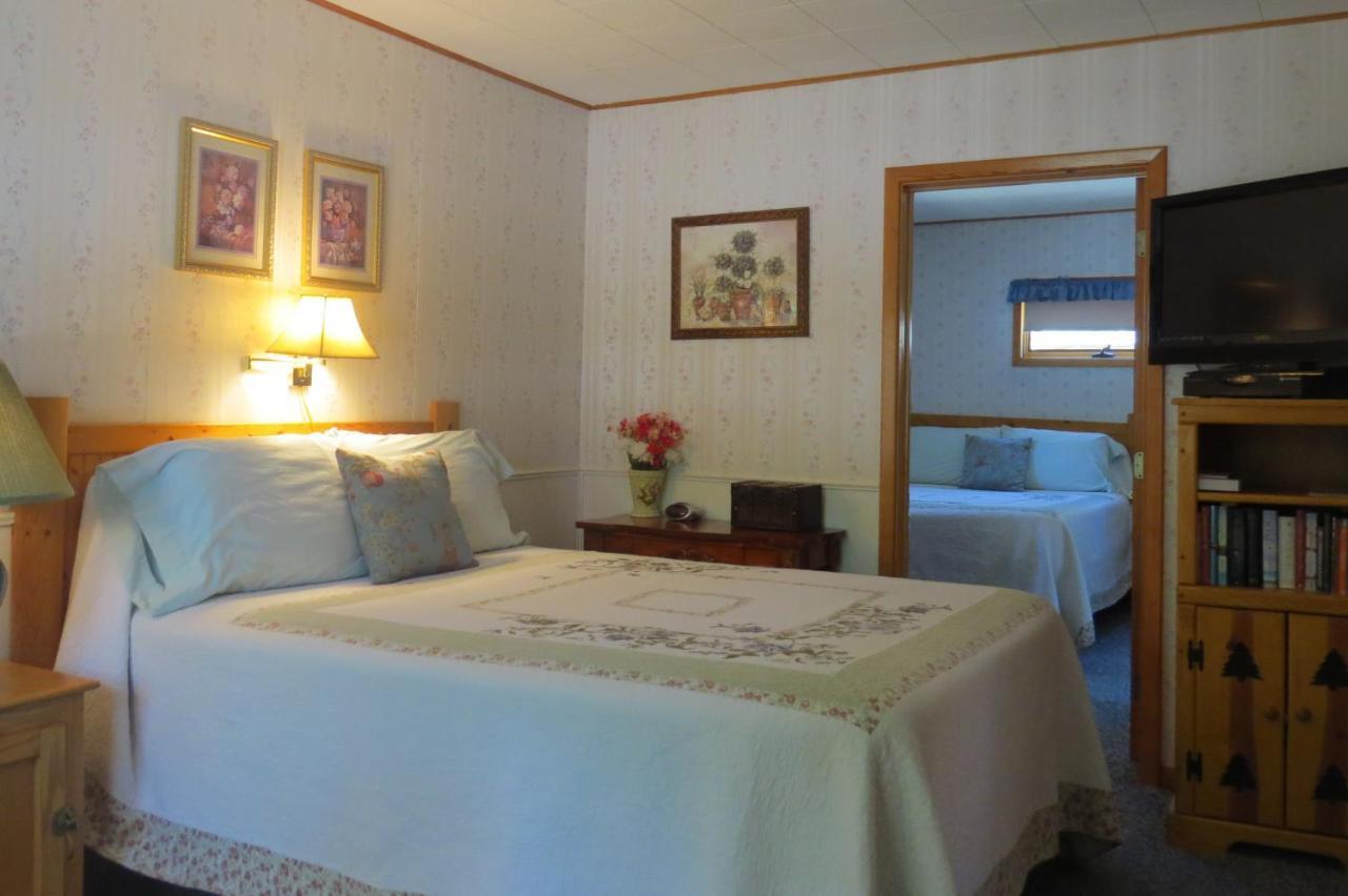 The Pines Country Inn Newcastle ภายนอก รูปภาพ