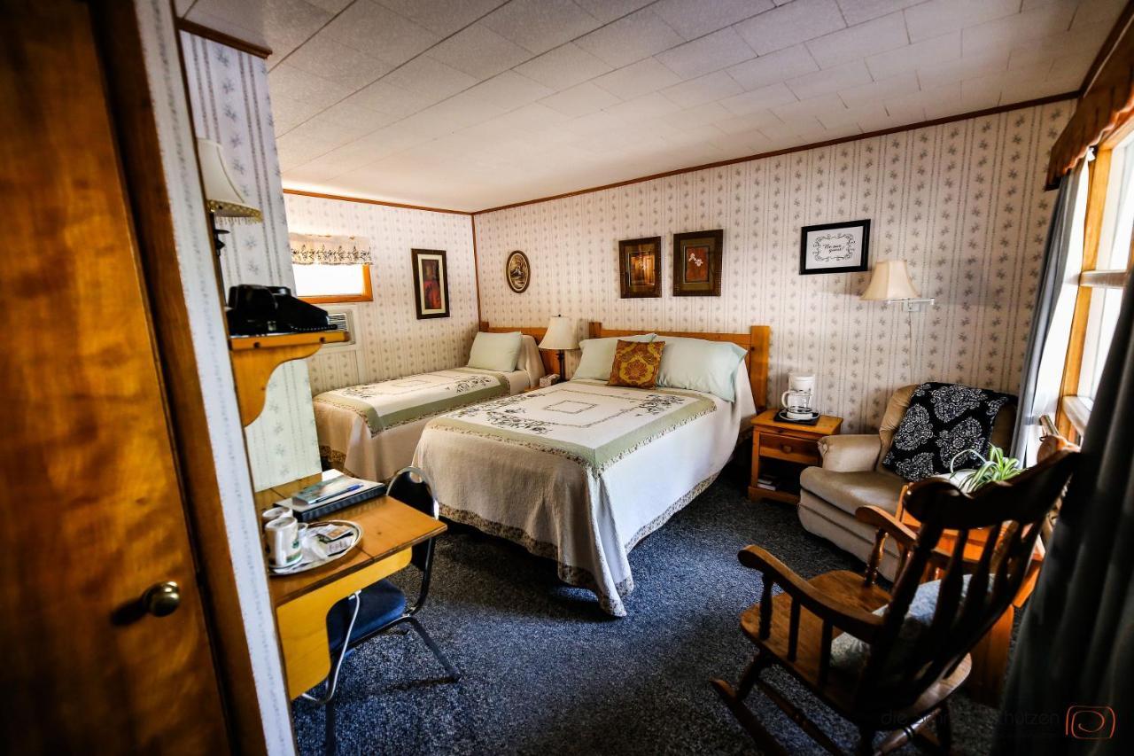 The Pines Country Inn Newcastle ภายนอก รูปภาพ