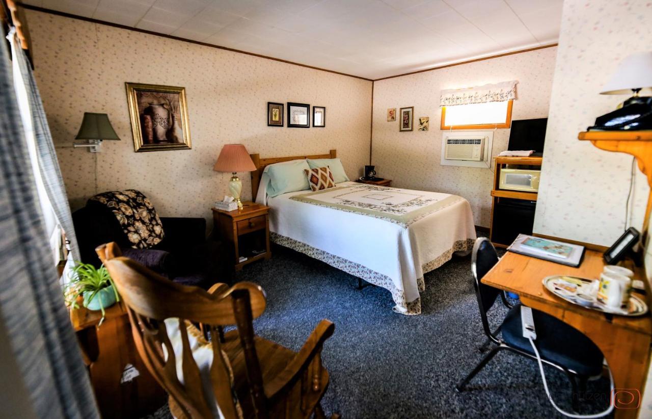 The Pines Country Inn Newcastle ภายนอก รูปภาพ
