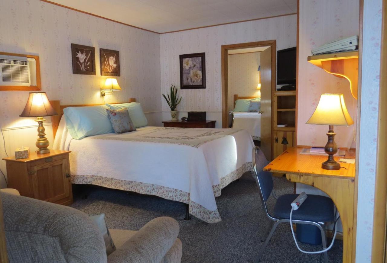 The Pines Country Inn Newcastle ภายนอก รูปภาพ
