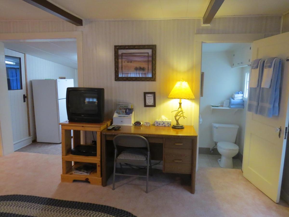 The Pines Country Inn Newcastle ภายนอก รูปภาพ