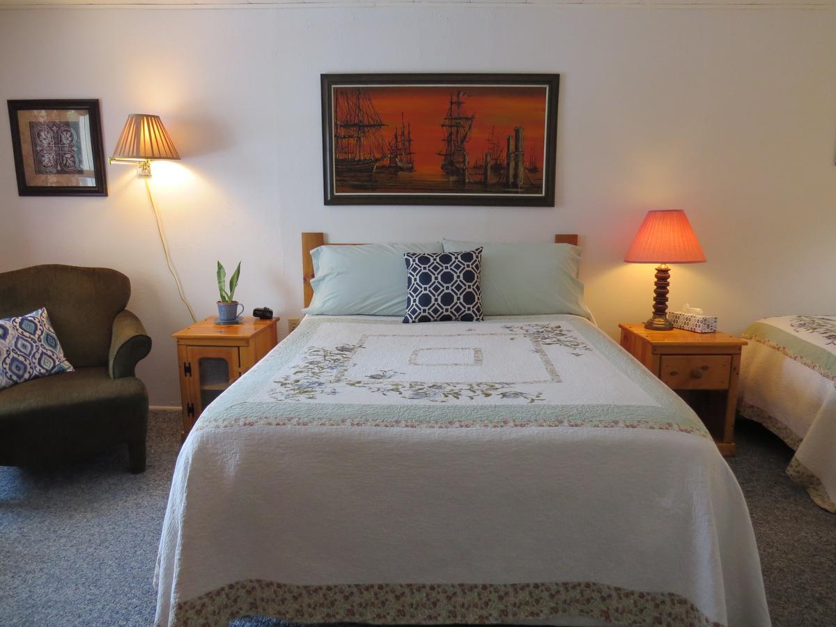 The Pines Country Inn Newcastle ภายนอก รูปภาพ