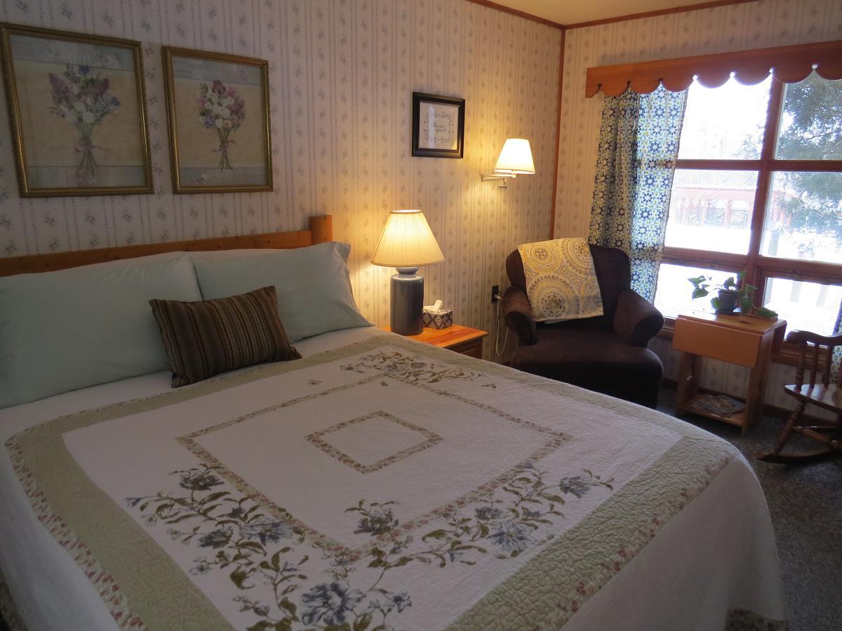 The Pines Country Inn Newcastle ภายนอก รูปภาพ